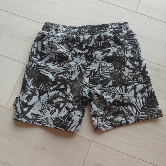 VOLCOM Baby NEW Blue Palm French Terry Hoodie & Shorts Set - Picture 9 of 16